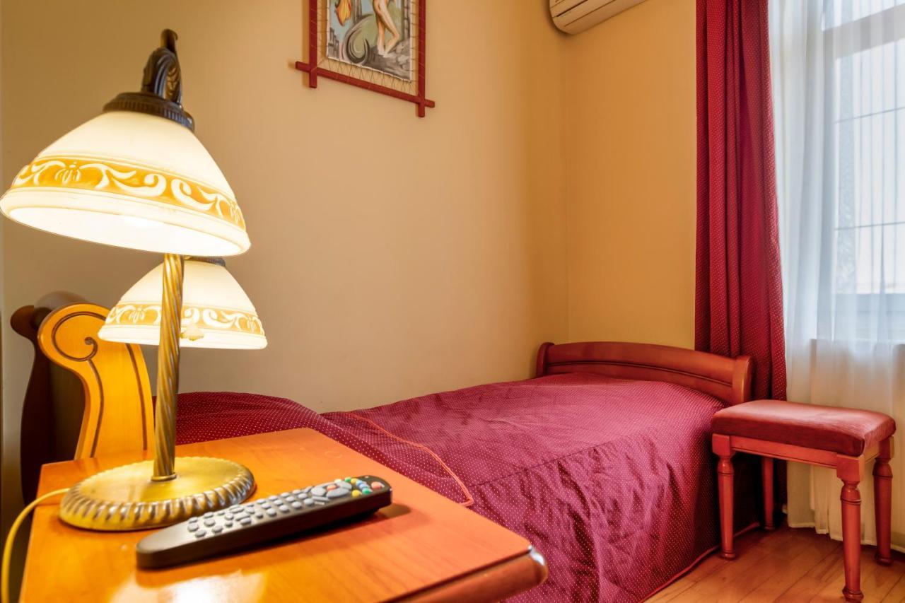 Hotel Denis Daneş Eksteriør bilde